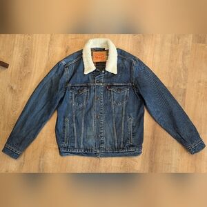 Levi's Flannel Lined Blue Denim Trucker Jacket with Sherpa Collar Medium